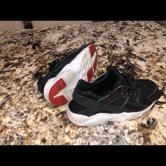 Shoes - Picture 7 of 7